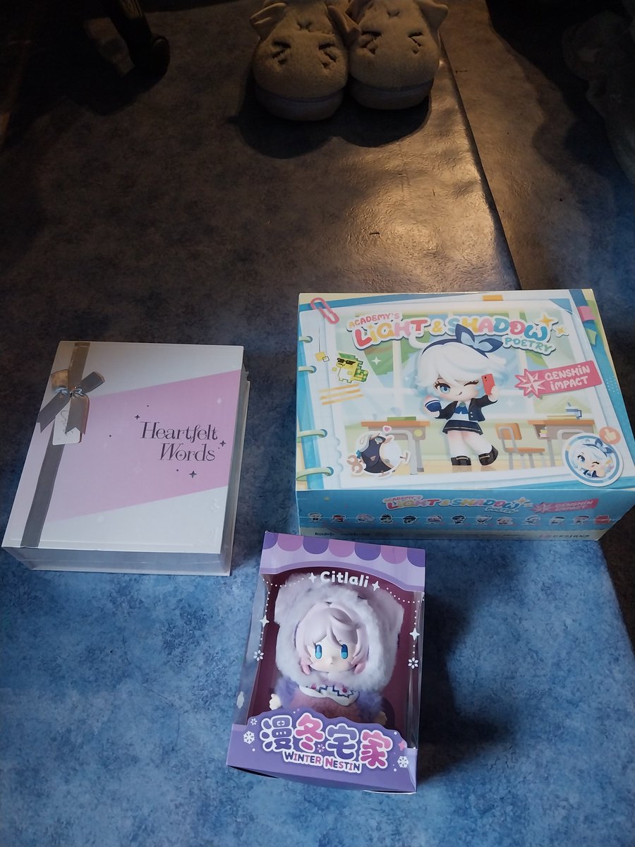 CitlaliHusband's tweet photo. New merch thank you to the best proxy @tsk_me2 🙏🙏🥹🩷💜
#citlali #GenshinImpactㅤ https://t.co/dzk1klY6Ol