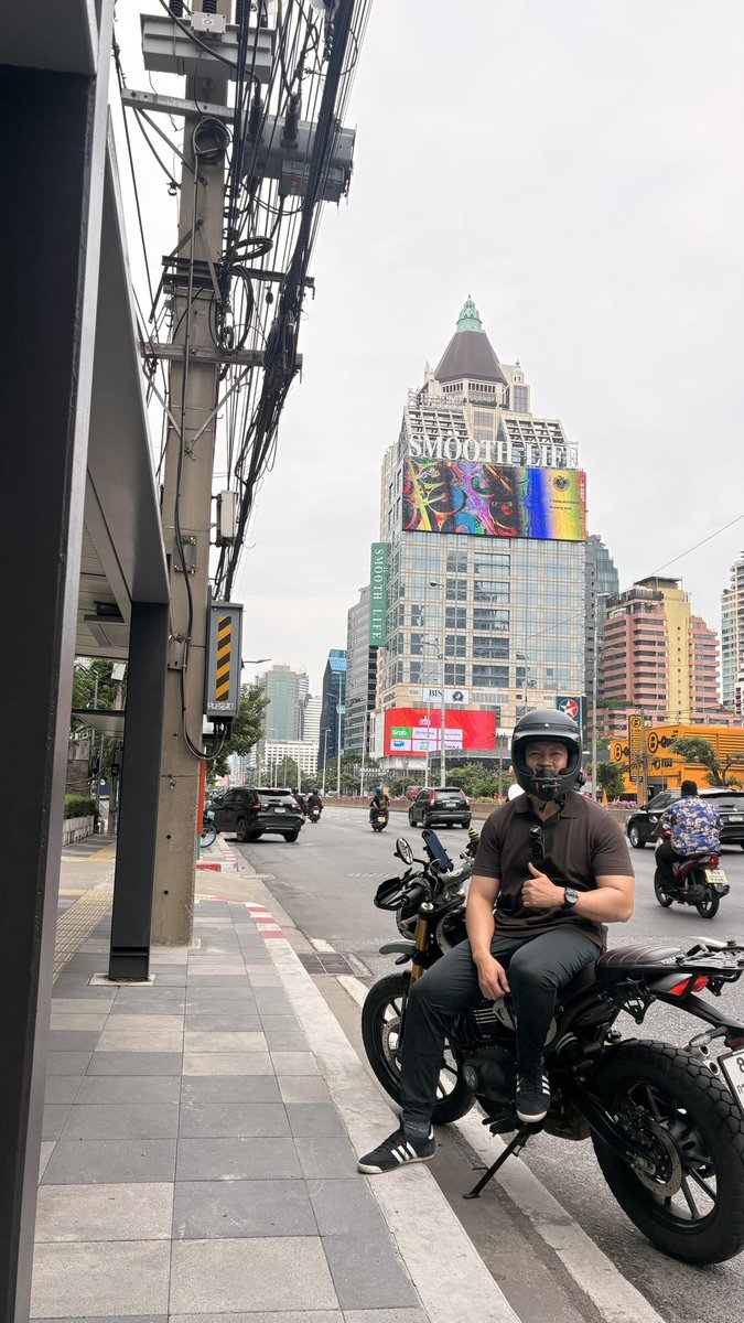 NelsonAS94's tweet photo. Indonesia to Thailand; Riding to land of smiles with TRIUMPH @UKTriumph https://t.co/TzXmQmT3bm