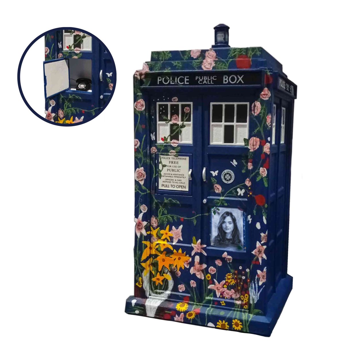 MockupWho's tweet photo. Celebrate over a decade of Hell Bent, the long way round, with the all new Clara &amp; Tardis Doctor Who figure collectors set!

Complete with a Fight Control Tardis in its iconic mural painting and a brand new Clara Oswald figure and Raven accessory.

#doctorwhofigures #Claraoswald https://t.co/6uN79rSC7e