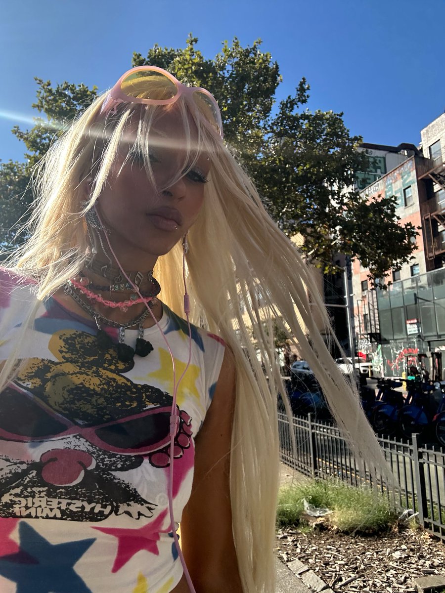 skyicidal's tweet photo. https://t.co/oqJnx5XFiP