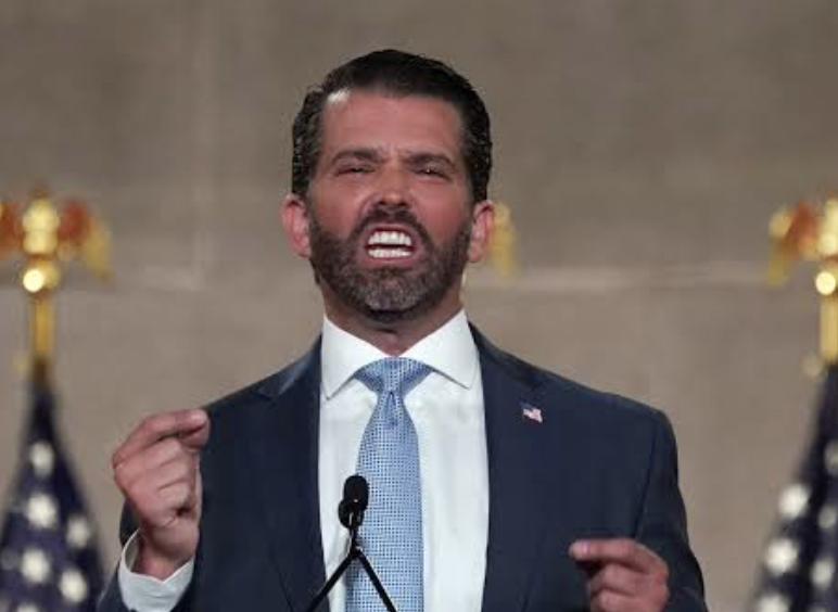 funder's tweet photo. His wife called the Russian oligarch "our dear friend."

His father said he'd never heard of him.

House Oversight wants the records by September 28.

https://t.co/JyVzzndNOA https://t.co/I10kdziliN