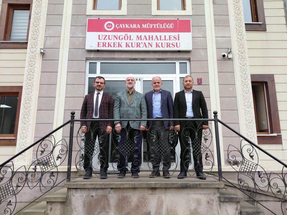 TrabzonMuftuluk's tweet photo. 2026-2027 eğitim ve öğretim yılının başlamasıyla birlikte Trabzon İl Müftülüğü murakıpları tarafından il genelinde faaliyet gösteren Kur’an kurslarına yönelik ziyaretler gerçekleştiriliyor. https://t.co/rX9BxDLI7r