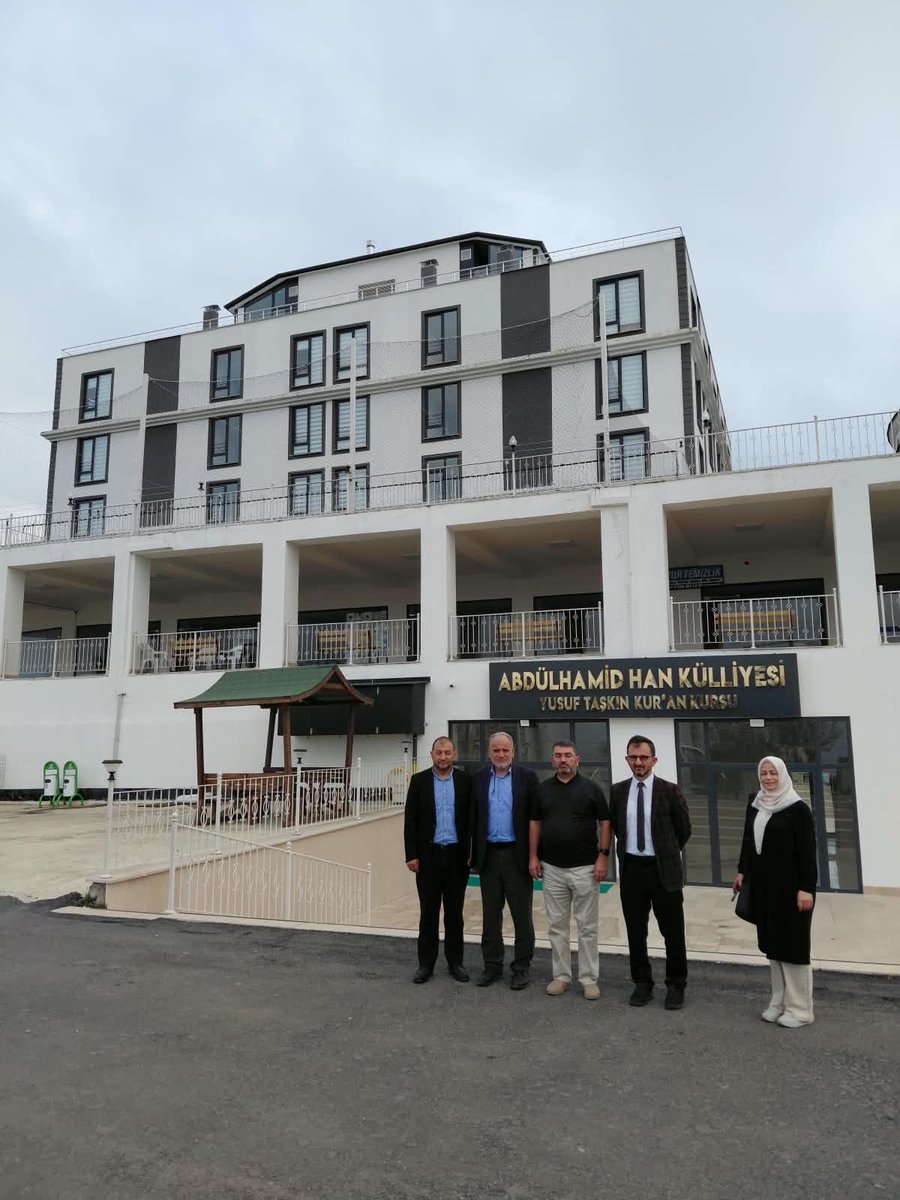 TrabzonMuftuluk's tweet photo. 2026-2027 eğitim ve öğretim yılının başlamasıyla birlikte Trabzon İl Müftülüğü murakıpları tarafından il genelinde faaliyet gösteren Kur’an kurslarına yönelik ziyaretler gerçekleştiriliyor. https://t.co/rX9BxDLI7r