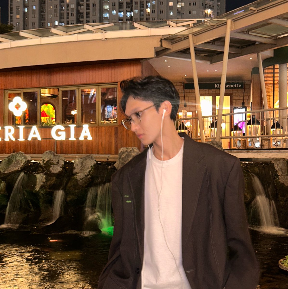 Linggaask's tweet photo. 💼 https://t.co/RrxvPRfpKO