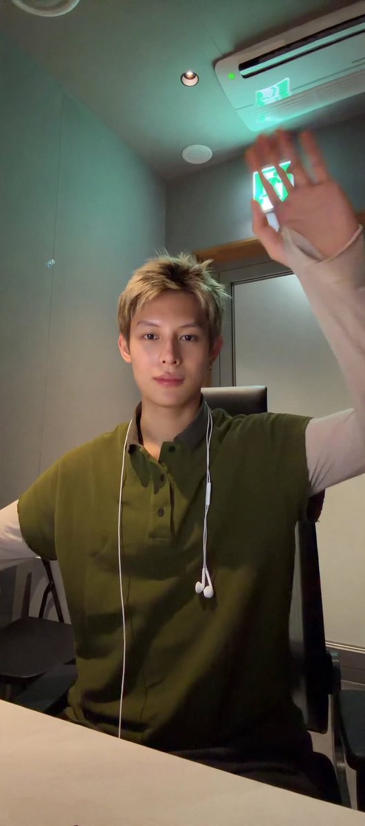 kriselatuan01's tweet photo. Jamie tau gk ya segemesin apa dia🥺 https://t.co/Ntj1tEUhDX