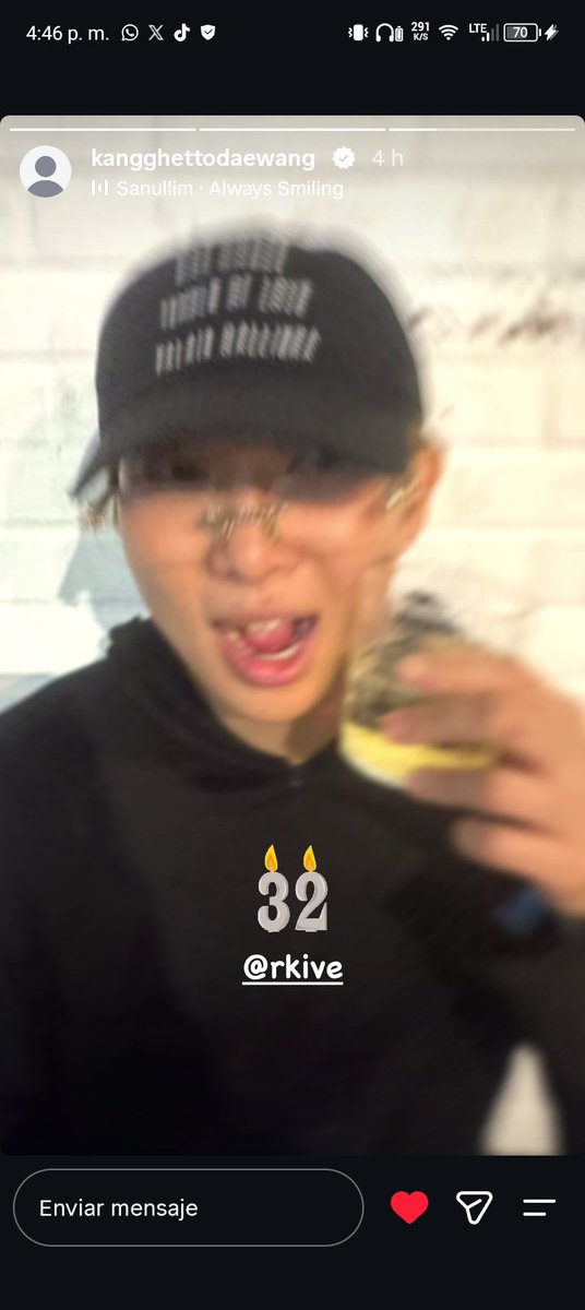 NallyEna's tweet photo. @K_RKIVE7 😍😍😍#welovenamjoon💜 https://t.co/io6hVAwmtl