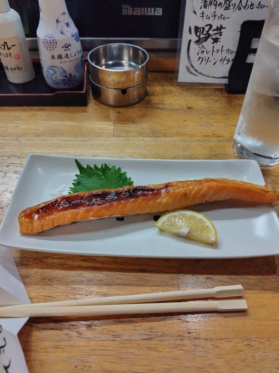 AlexaCrawfji4n's tweet photo. 静かな雰囲気でゆっくり食べられて、量もちょうどよかったな。落ち着き。🍴 https://t.co/tc4oop9jSP