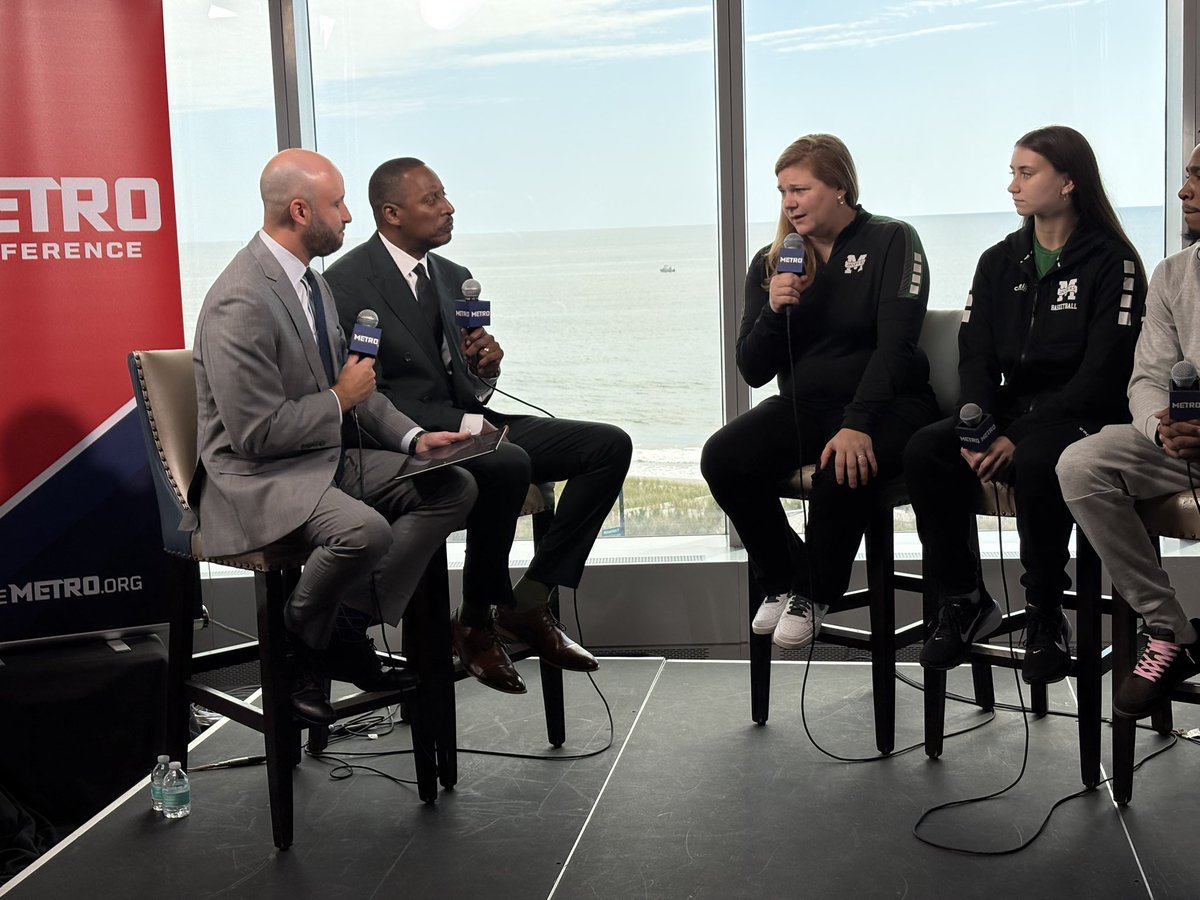 Manhattan_WBB's tweet photo. ππ’π―π π
π«π¨π¦ πππ₯ππ§ππ’π ππ’ππ² π
@MetroConfSports Media Day is underway at @TheOceanAC βοΈ
Taylah Murtagh is our Lady Jaspers representative with Coach @heathervulin π€©
#GoJaspers | #playGREEN π’βͺοΈ https://t.co/DTGldv91vc