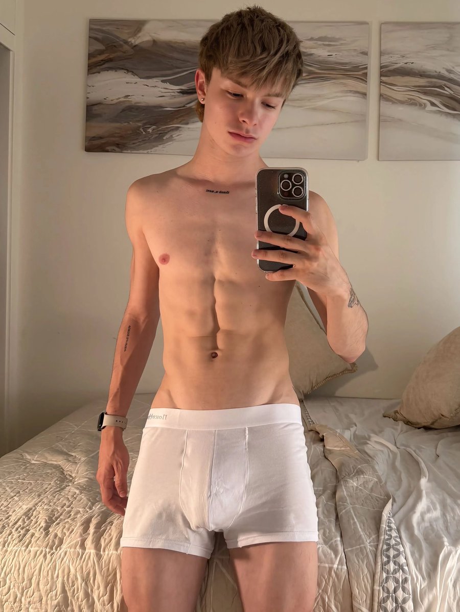 frostybackup4's tweet photo. Hey papa🤭❤️ https://t.co/Fb5WJoqWOY