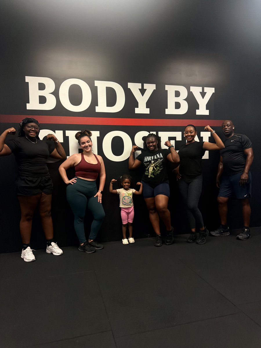 JCreweChosen's tweet photo. 7 DAYS A WEEK. NO EXCUSES. JUST WORK! 🚨

Whether you’re a complete beginner or you’ve been putting in WORK for years, THERE’S A SPOT FOR YOU! 💪🔥

ALL FITNESS LEVELS WELCOME ✅
ALL AGES WELCOME ✅
MODIFICATIONS AVAILABLE ✅
ENERGY ALWAYS ON 💯
RESULTS LOADING… 📈🔥 https://t.co/PdGBZOhrjK