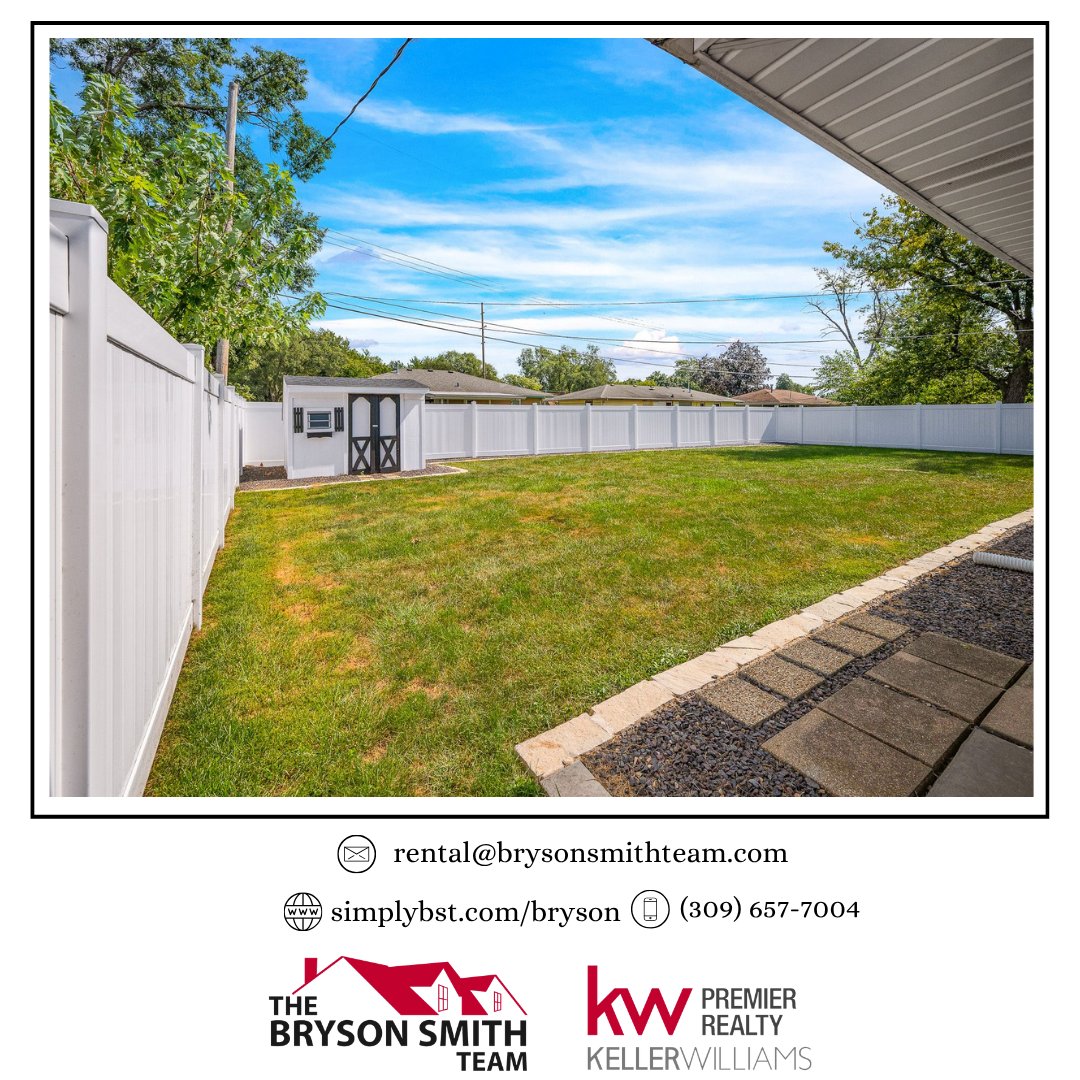 BrysonSmithTeam's tweet photo. ✨ BRIGHT, FRESH & READY TO RENT ✨
📍 3422 North Rockwood Road | Peoria
🏡 3 bedrooms | 1.5 baths

📐 Approx. 1,360 sq. ft.
🚗 Attached 2-car garage
☀️ Loads of natural light throughout
🤍 Fresh, neutral interior with a clean, updated feel
🍳 Bright white kitchen with generous cabinet space
🛋️ Spacious main living area
🌿 Enclosed bonus/sunroom space for extra flexibility
🧺 Private laundry
🌳 Large fenced backyard
📍 Convenient Peoria location
👀 See more: https://t.co/2bRJWdNVH9
👉 Apply today: https://t.co/KVPyRYV1HF

Presented By:

🦸‍♂️ Bryson Smith, CEO & Designated Managing Broker

Bryson Smith Team - Keller Williams Premier Realty
309.282.4918 - rental@brysonsmithteam.com