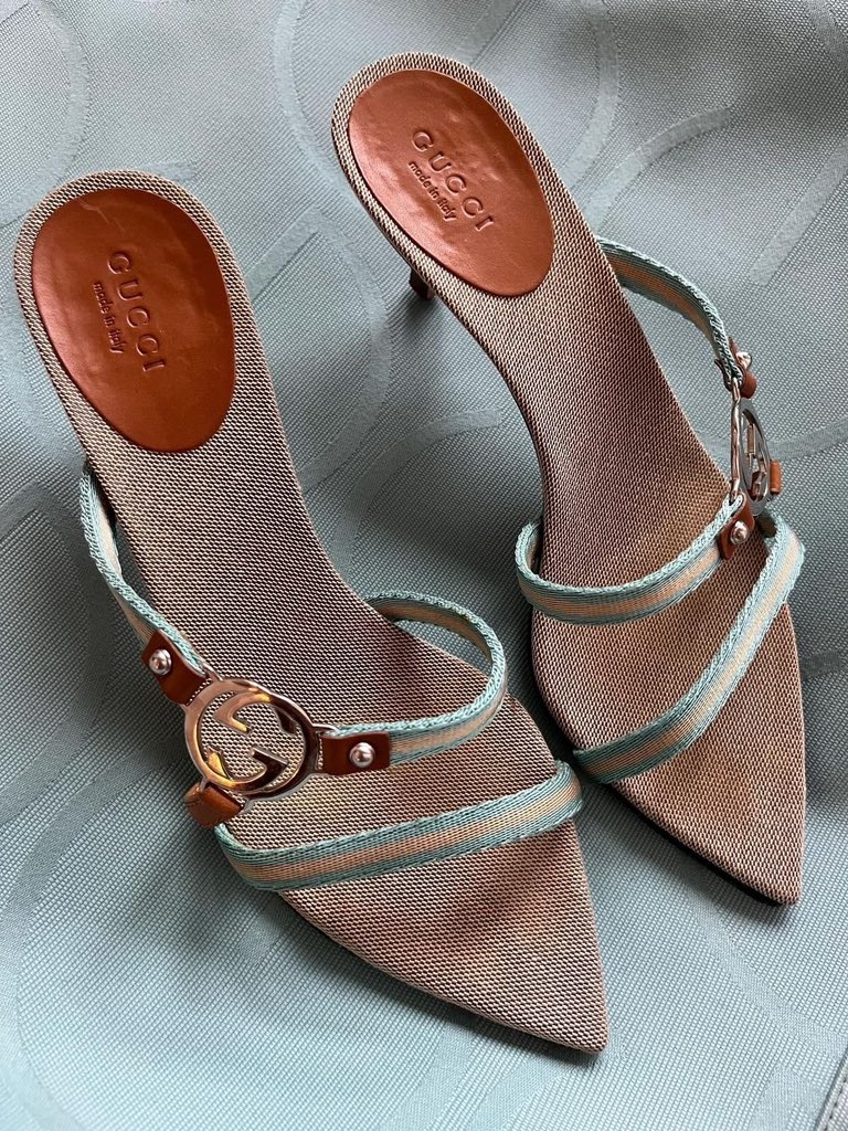 herasclosetNG's tweet photo. Statement heels😍>>> https://t.co/jKrmVfOiOT