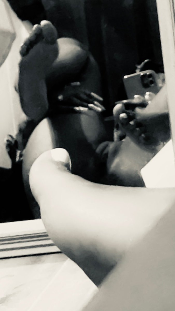 fuzzypink17's tweet photo. Come eat my pussy for 40 minutes straighttt 🤣🥴 #ft #ebony #pussy https://t.co/DDauxiz60o