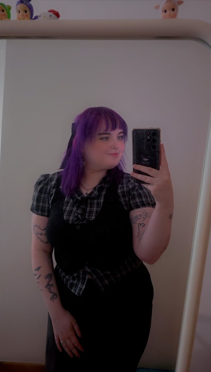 catgirldjh's tweet photo. purple hair on themeee for this tour #hardfordnp https://t.co/FXoDsCnrRB