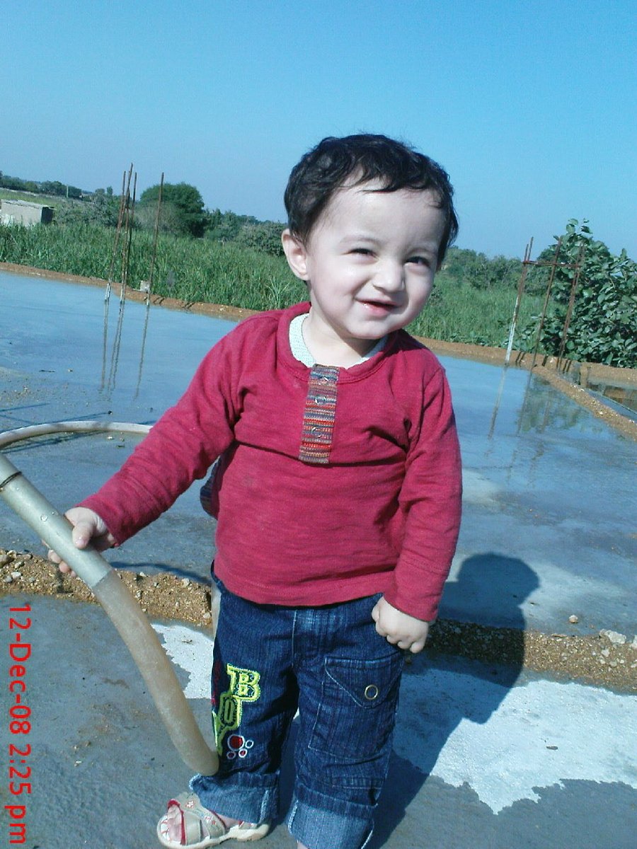 Zaidscales's tweet photo. 2007-2008: I was the most loved kid in my family.

2010:

The firstborn, spoiled child... who somehow didn't even get into a good school.

2013-2015:

I wasn't the smartest kid. No good grades. Weak English. Good at sports although.

2018: I finally got into a good school. 

My confidence grew. 
My English got better. 

I even started writing short stories in my diary. Until...

2020-2023: 

COVID hit. Everything shut down. I had zero idea what was next. 

My aunt suggested I try freelancing. 

I didn't even know what the word meant.

So I took a course. 

Learned SEO, content writing, dropshipping.

Tried everything I could get my
hands on. Failed at every single thing.

Still figuring it out, I started with a
copywriting workshop by Shahzad
Khan and a digital marketing course
by Shaikh Sajawal (asian mentors)

Then I went all in - put more than
$2,000 into learning GTM, sales, 
and systems.

Fast forward to today:

I work with top agencies & tech CEOs
build distribution, and a strong social
presence across LinkedIn/X

Clientele, includes:

Bootstrapped & funded startups
Silicon Valley founders
Top B2B agencies

Results, so far:

👉 Got to work with a $5M Silicon Valley
startup. 

5 months on the GTM team. 

Watched the product go from 20
customers a day to 10,000 in 30 days.

👉 Scaled a solo designer to $14,000 in
30-45 days of working together.

👉 2,500 LinkedIn followers. 97 product demos. 146,000 impressions. In 45 days. 

A pre-launch campaign for an AI
SaaS founder selling a white-label
voice AI platform to marketing
agencies.

That kid who had absolutely no idea
what he was doing with his life…

I think he’d be pretty proud of where we are now.

-grateful🤞🏼