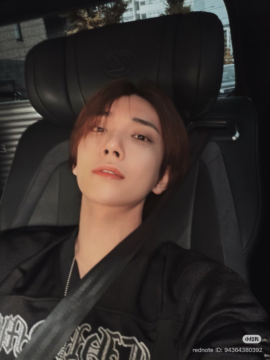 shujithinker's tweet photo. joshu_acoustic xhs update #조슈아 #JOSHUA

Vacation 🌤️

#xiaohongSHUA https://t.co/e0Zl5CEFCO