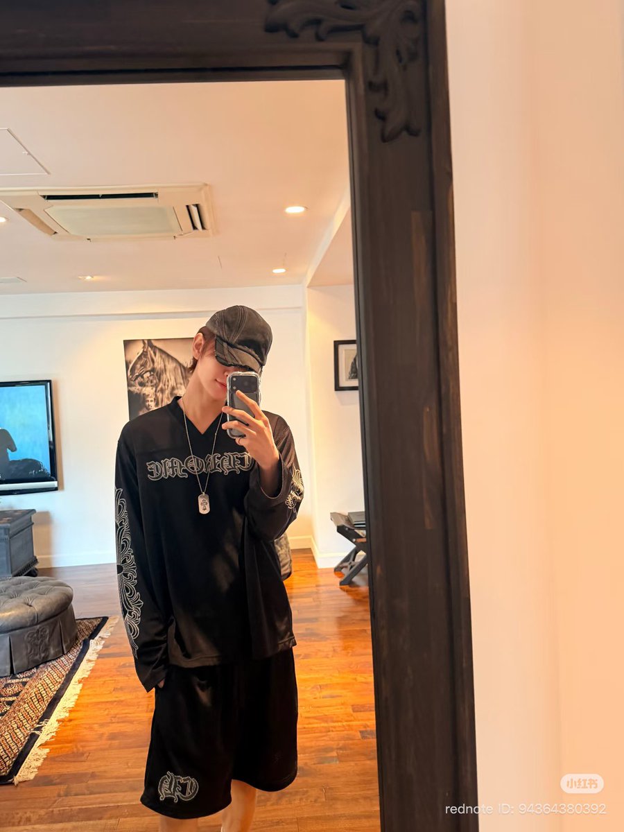 shujithinker's tweet photo. joshu_acoustic xhs update #조슈아 #JOSHUA

Vacation 🌤️

#xiaohongSHUA https://t.co/e0Zl5CEFCO