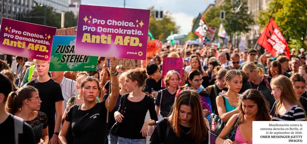 aespinosafen's tweet photo. Auge de la extrema derecha alemana
Alemania contiene la respiración mientras se celebran las elecciones en Berlín y Mecklemburgo-Pomerania Occidental.
Todo en: https://t.co/aSi0hkJS5Z https://t.co/h9oLlRP85R
