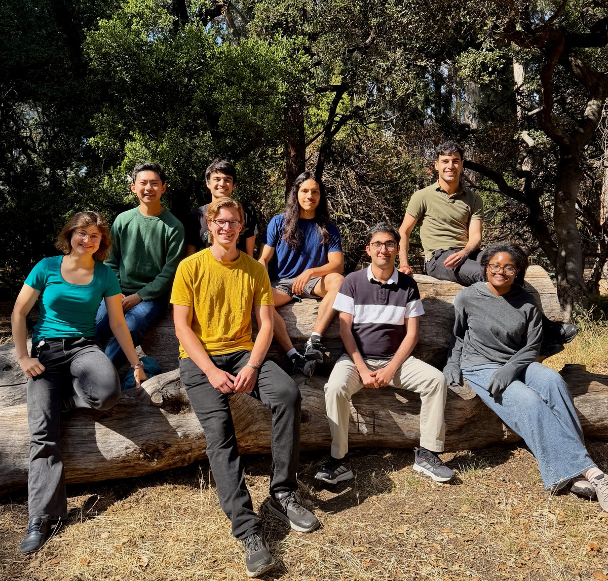 xave_rg's tweet photo. hello from the inaugural cohort of @OpenAI safety fellows! 
we're excited to be spending the next few months thinking carefully about and making progress on core issues in ai alignment, control, &amp; interpretability, with the support of great mentors + the community at @ConstellOrg https://t.co/Dv6d7D7LY7
