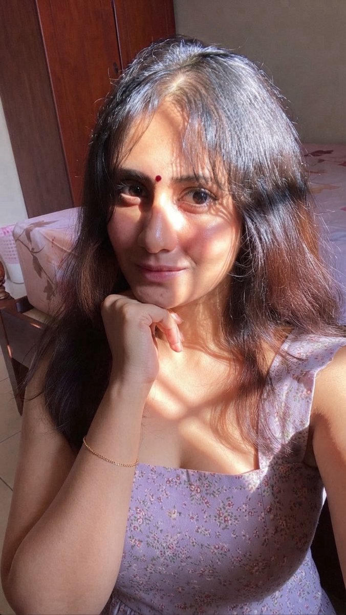 herselfonly10's tweet photo. I’m cute, no make up 🤍 

My ig: anjuuu10__ https://t.co/eiXlazRXW9
