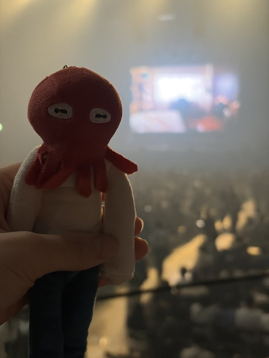 macchachac's tweet photo. ヨルシカ千葉2日目ーー！！
ポスト春と太陽コンビきて感動した😭
2週間くらいは余韻で生きれる😭😭 https://t.co/LciAwxpEHH