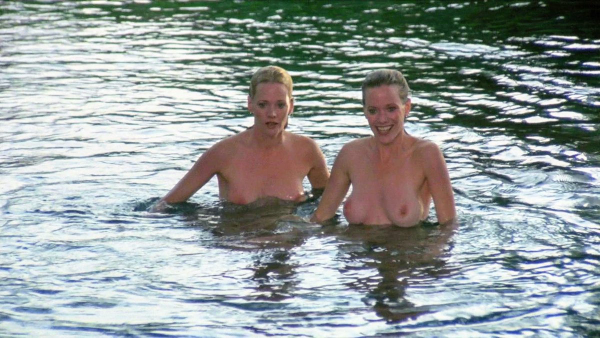 AgeofSmut's tweet photo. #WetScenesPart2 - Day 16 w/ Leigh &amp; Lynette Harris

From: Sorceress (1982)

Storyline: Twins trained to fight, enlist the help of a barbarian and viking in a quest for vengeance against an evil sorcerer.

@Bygonelust2 @SavageComics https://t.co/hU1xvxbGTY