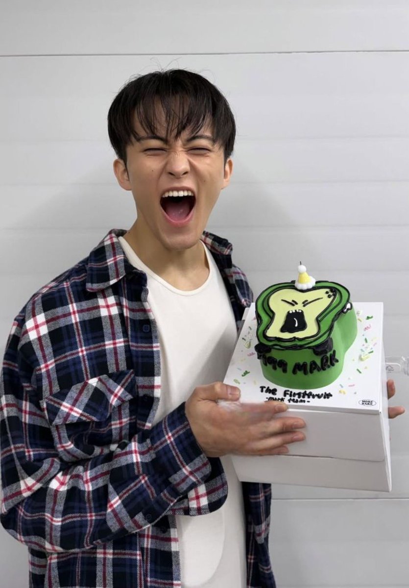 markyuppi's tweet photo. the firstfruit                       my friend https://t.co/USFtEbpUML