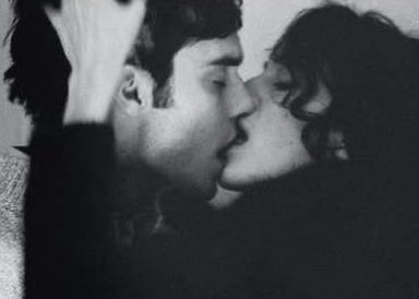 spitefuldarling's tweet photo. oh wolfstar how i love you https://t.co/sbrFbHnJ0h