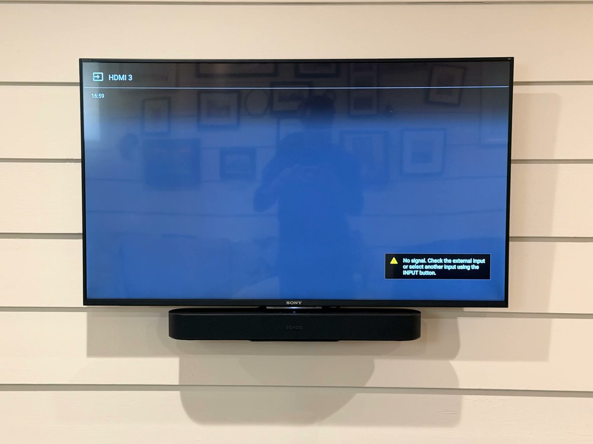 MountingManTV's tweet photo. TV mounting Twin Cities by The Mounting Man. 65" TV unmounting in Twin Cities, completed near Humboldt Ave S, Minneapolis, MN 55408, USA. The photo is the before shot, with the TV still on the wall. Completed for $75

Install subtotal: $75.

https://t.co/kXYQJKSmUQ… https://t.co/Kjpjc23feg