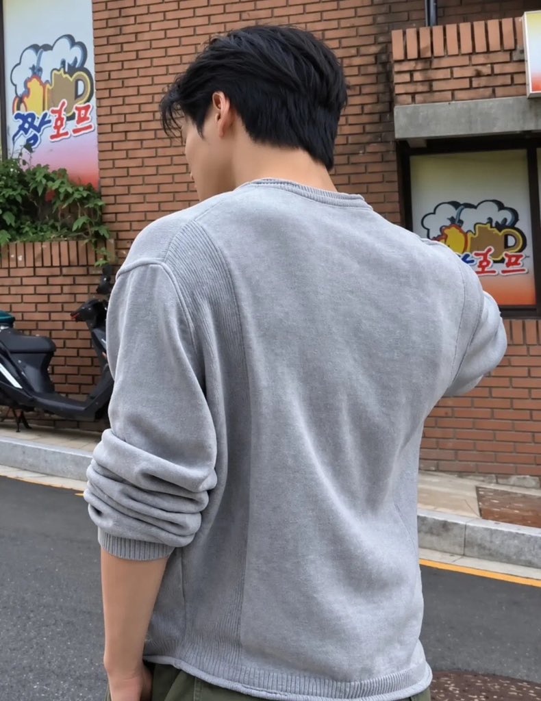 jungshasa's tweet photo. jeno's back https://t.co/n8wfpPq87Y