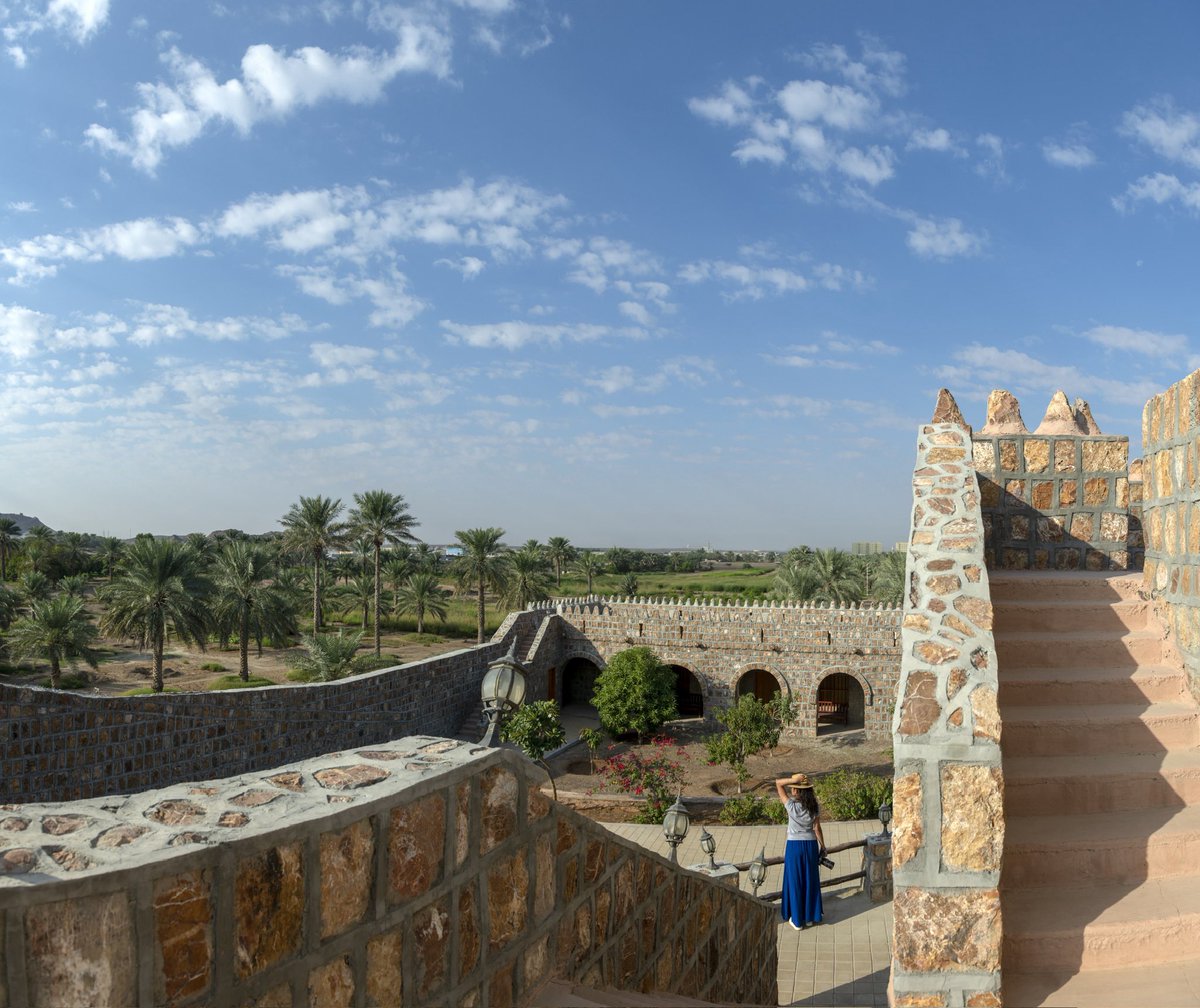 ajman's tweet photo. بين تفاصيل الحصن الأحمر، تتجلى ملامح من تاريخ عجمان وإرثها المعماري الأصيل، لتأخذ زوارها في رحلة للتعرّف على جانب من حياة الماضي وذاكرة المكان.

 الحصن الأحمر – عجمان https://t.co/jRwmSWDZBw