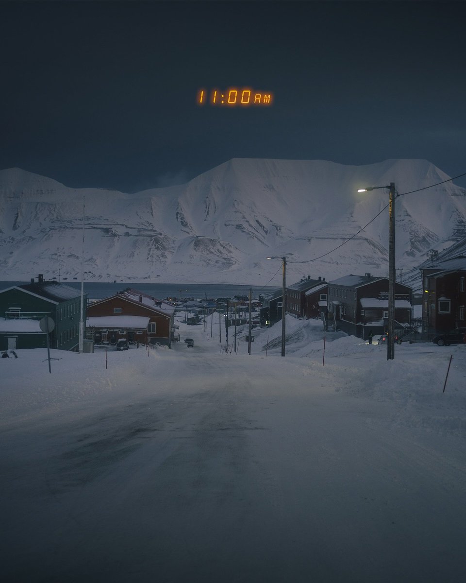 visualsofearth1's tweet photo. 24/7 darkness in the world's most northern town. https://t.co/Z091PTd3M4