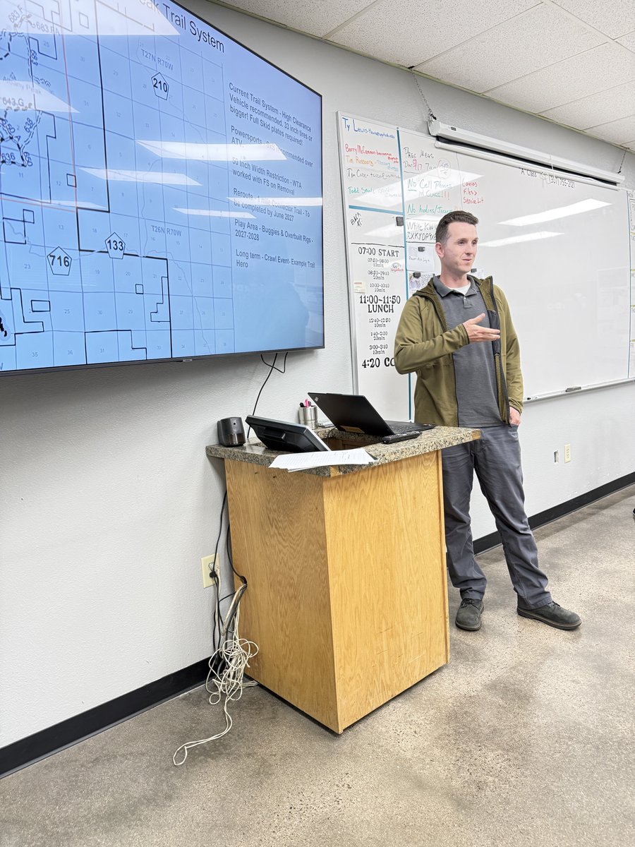 wyotech's tweet photo. We had a special guest this Tuesday at our Off Road Club meeting! Wyoming Trail Alliance's, Curtis McCann, visited our clubs meeting and talked trails with our students! Thank you Curtis for stopping!💥 https://t.co/ajMKqVq6bU