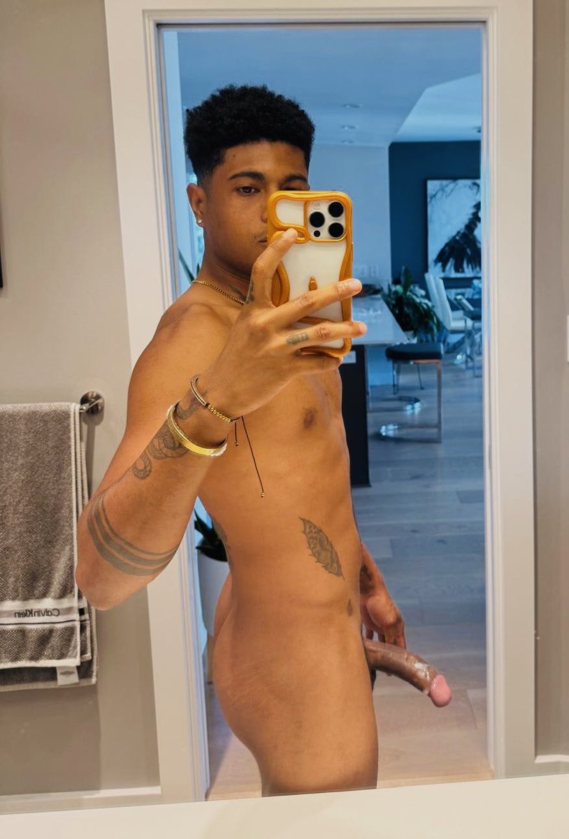 NeNukod7ff's tweet photo. @wil95official You brush your teeth with my dick and we shower together  

https://t.co/sEjSnchW58 https://t.co/dRLtaIpTM1