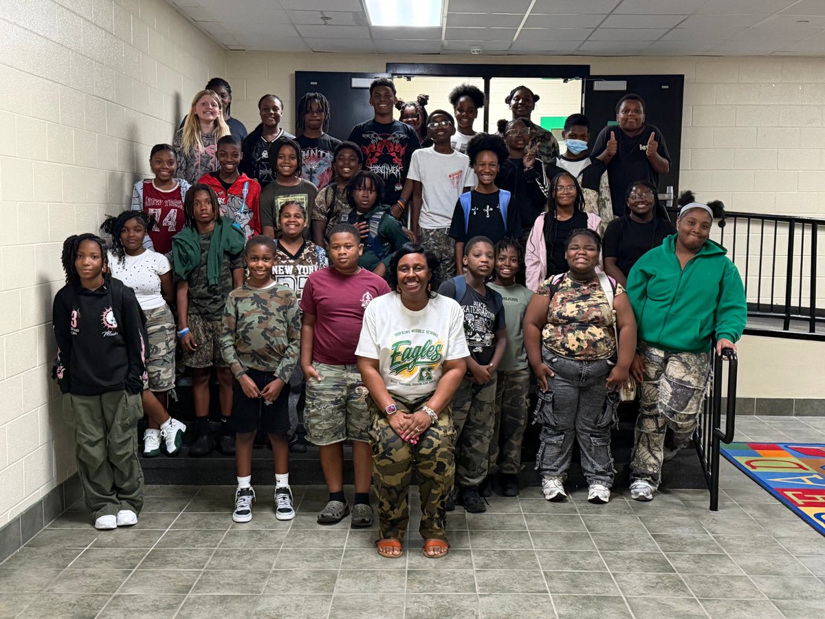 hopkinseagles's tweet photo. Military Monday at Hopkins Middle! Our students and staff rocked camo to celebrate military careers and the many pathways they open. 💚💛 Which career surprised you most? #MilitaryMonday #AVIDWeek #FutureReady #EaglePride https://t.co/n8EHlbHo6j