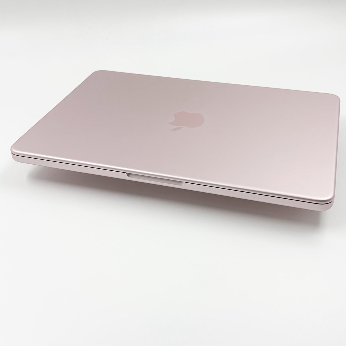 jellybearphone's tweet photo. #ส่งต่อmacbook Macbook Neo 13" Ram 8gb 256gb สี Blush สุขภาพแบต 100% รอบชาร์จ 7 ครั้ง ประกันศูนย์ถึง 21/6/2570 เครื่องศูนย์ไทย เครื่องสวย อุปกรณ์ กล่อง ชุดชาร์จ 19,900 รับผ่อน 📦 นัดรับ รังสิต กรุงเทพ มีบริการส่ง #macbookมือสอง https://t.co/7ZwQQqbcmU