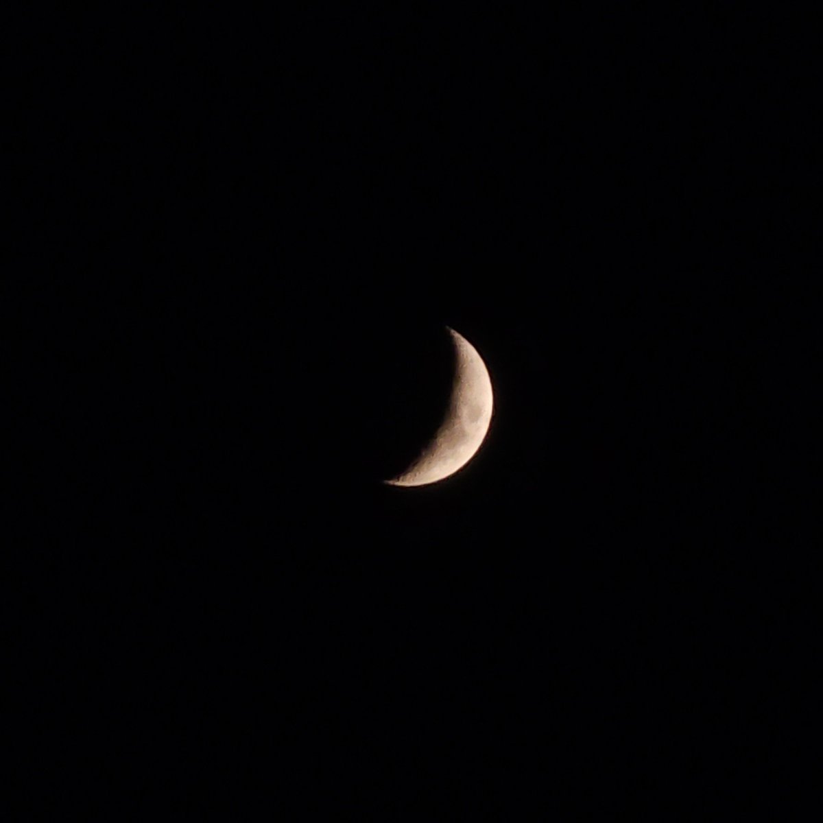 talkingtothemb's tweet photo. 260916🌙 https://t.co/E1N6CkFtu8