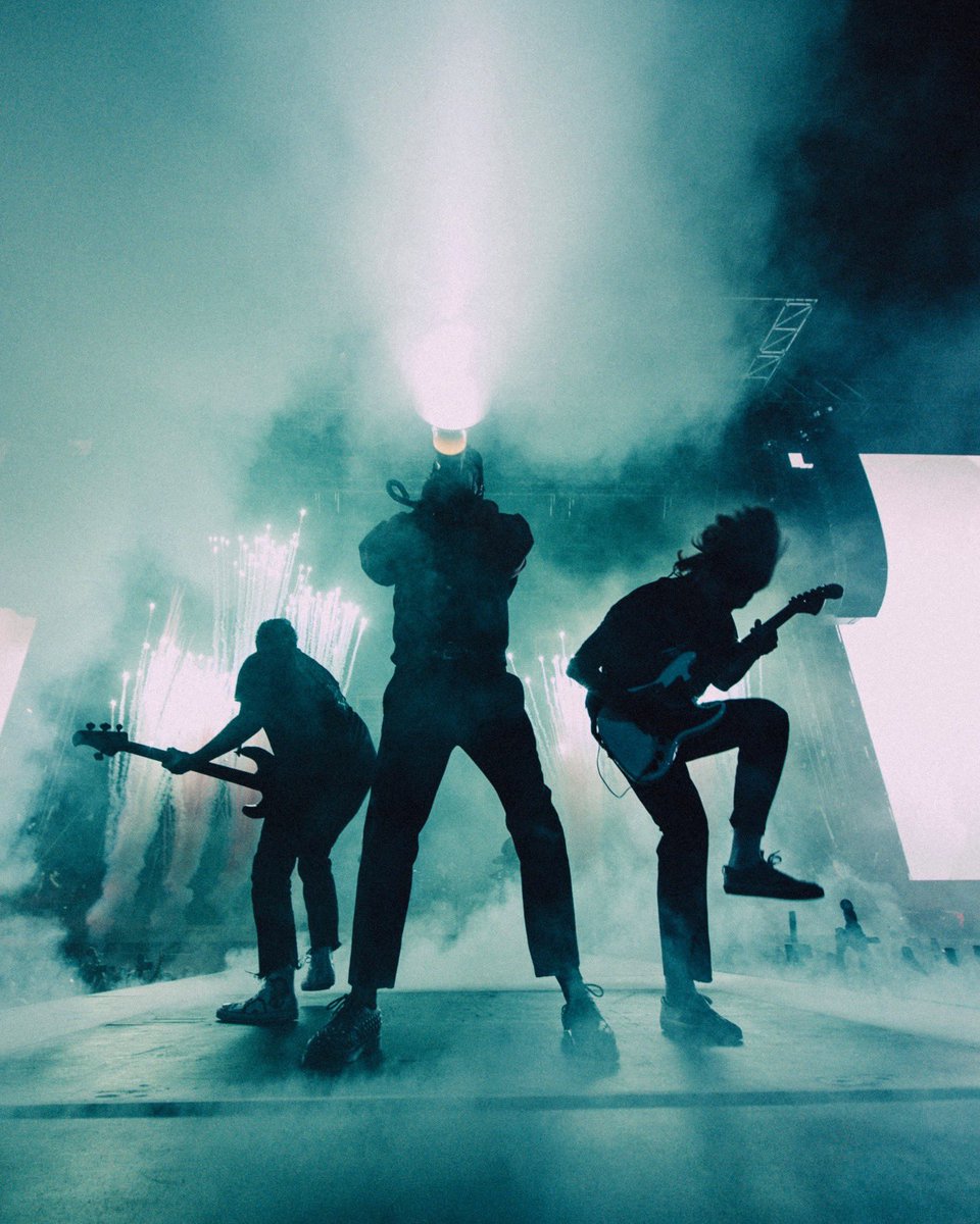 piercetheveil's tweet photo. HURRICANE FESTIVAL &amp; SOUTHSIDE FESTIVAL 2027. https://t.co/PGpHOlhZ2q

📸: Matty Vogel https://t.co/deQDpFhryI