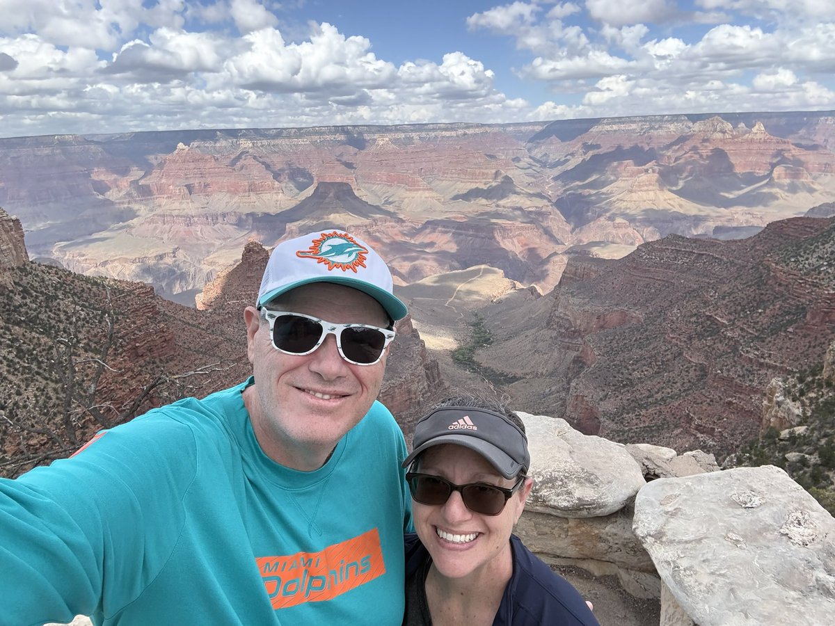 ian693's tweet photo. Truly magnificent. Pictures do not do justice to the Grand Canyon!!!! 

#GetBusyLiving https://t.co/aJUs8fBft5