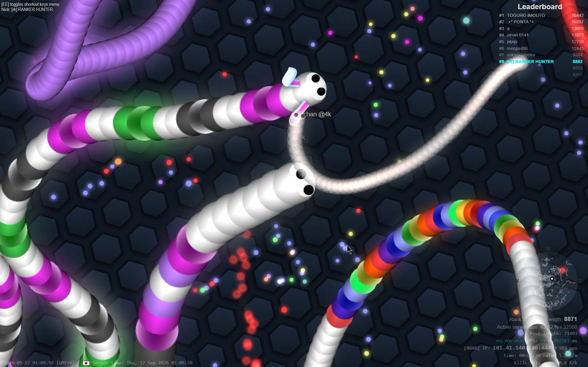RANKER_HUNTER's tweet photo. きょう ふの 中央特攻
#スリザリオ #slitherio https://t.co/fpf08QJfhg