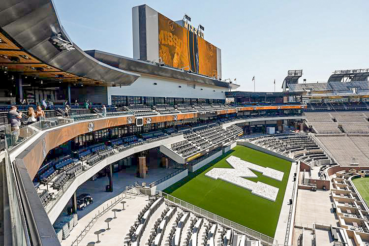 DreamSeat's tweet photo. Waiting to see this stadium filled Saturday when @Mizzou hosts @TROYUnews👏🐅

@MizzouFootball 

Go to https://t.co/5QI2WfUteA to learn more!

#tigerden #mizzou #brandedseating #dreamseat https://t.co/5hnhSpMRRN