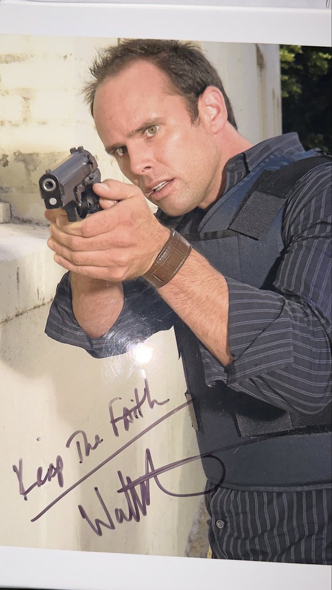 edboy9k's tweet photo. I was digging through the abandoned offices at my work and I just found an autographed 8x10 of Walton goggins https://t.co/xoX829oxpP