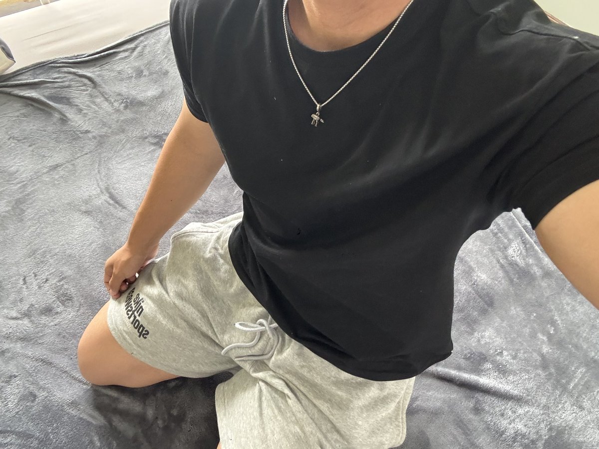 1347784Frist's tweet photo. 最近好喜欢🦶 #1m #大学生 #性瘾 https://t.co/FDdRdfVP9W