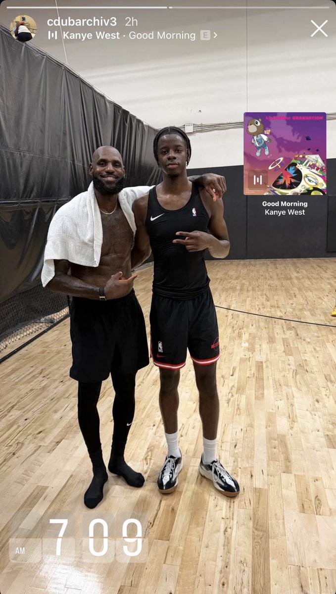 BullsMuse_'s tweet photo. Caleb Wilson worked out with LeBron James this morning 😭 🔥 https://t.co/mBeVnj9wrr