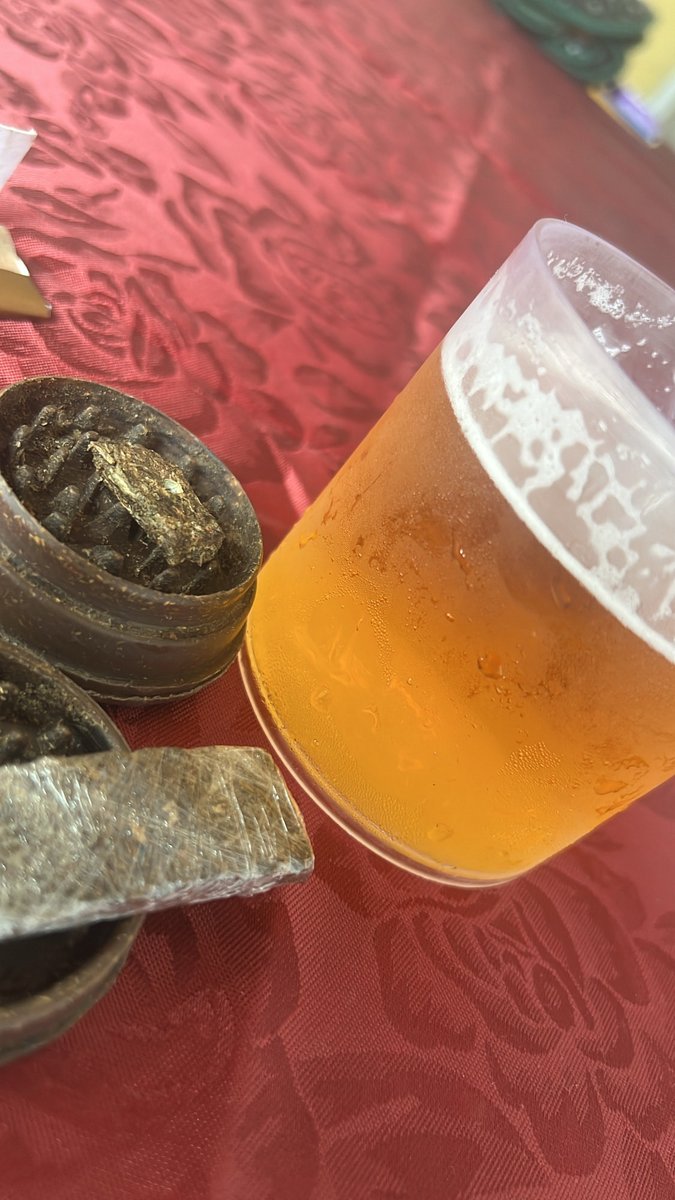 Eujessysantoos's tweet photo. Nada mal para uma quarta 🍻 https://t.co/V8Z4stFJCg