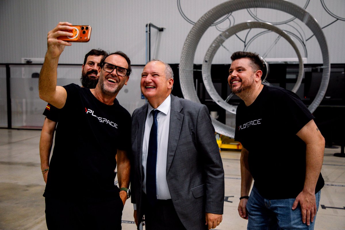 PLD_Space's tweet photo. Spain’s space ambitions are anchored in PLD Space and built on industrial capacity.

Today, Minister of Industry and Tourism Jordi Hereu visited our HQ alongside Jaime Peris, Special Commissioner for Reindustrialisation.

As Minister Hereu told our team:

“PLD Space gives Spain and Europe greater strategic autonomy: the ability to decide what we launch into space, and when. I admire your work on something so fundamental, something that protects European values. We will reach new frontiers.”

Thank you for your visit!