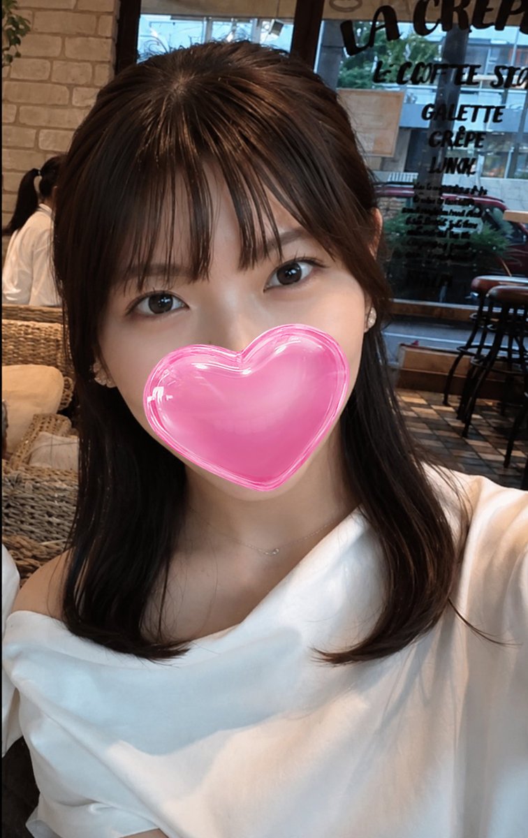 fznruh's tweet photo. うちの女性陣を紹介

今病院に勤めていて帰りは
日付が変わるか変わらないかくらい

体心配だから他の病院への転職を勧めているが本人は今の仕事にやりがい感じてる😅

＃ひきこもり　＃不登校　だったのに
社会人になってから人が変わったように
っていうか本来のキャラが出せるように
なった https://t.co/XoWv6WIxCw