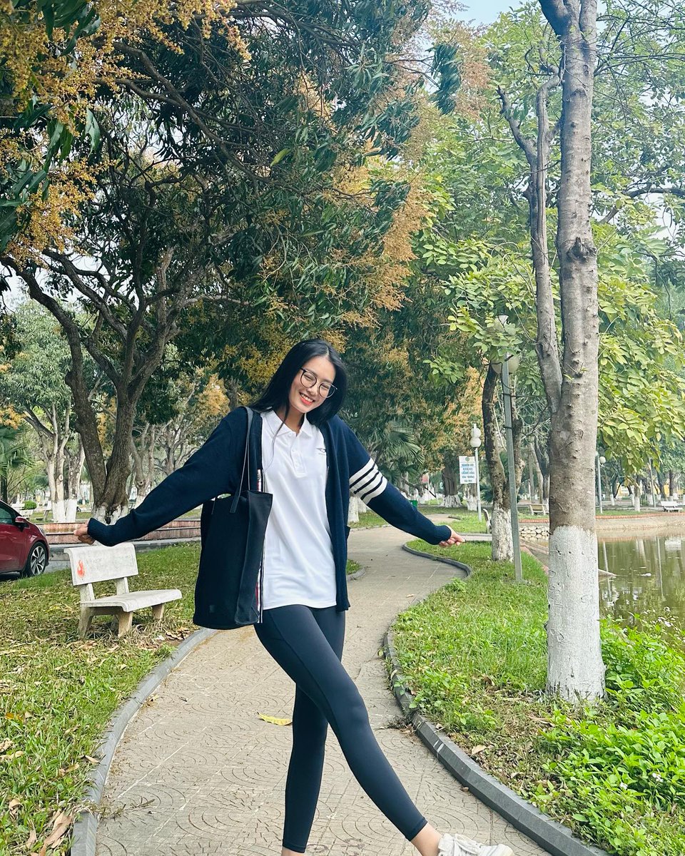 ChristinScdv's tweet photo. Wassup 🌍 Just dropping by to say: your smile can brighten someone’s day—wear it proudly. 🌻
cotoMncg https://t.co/XHS09tRy0I
