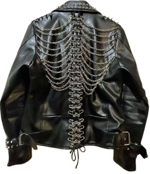 evergreenhues's tweet photo. I’m obsessed with this jacket https://t.co/k98GmOpVmo
