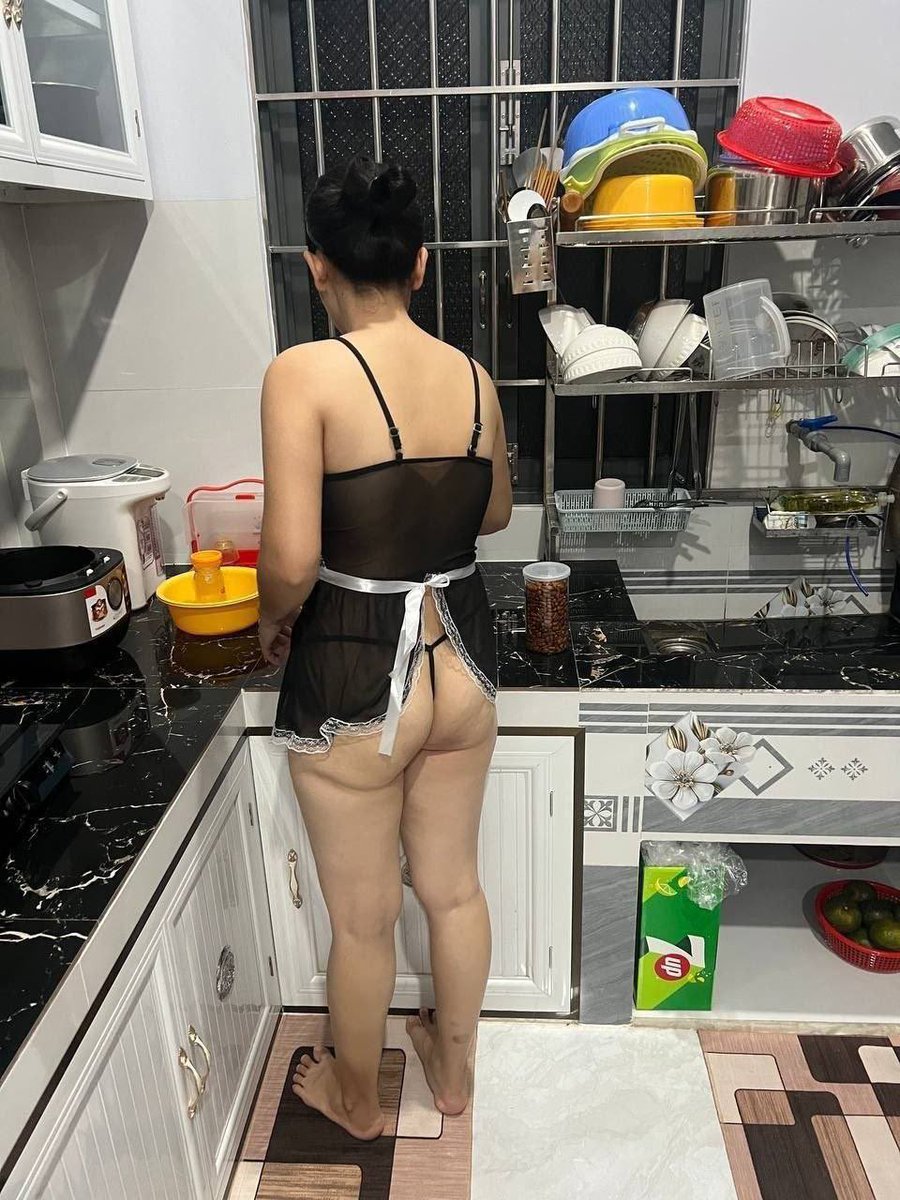 hemlinh18's tweet photo. VỢ DĂM CÓ CÙNG ĐAM MÊ THI THOẢNG LẠI CHO SOME VỚI ĐỒNG NGHIỆP 

https://t.co/8E1HVj0o09 https://t.co/YFwgEvnmL6
